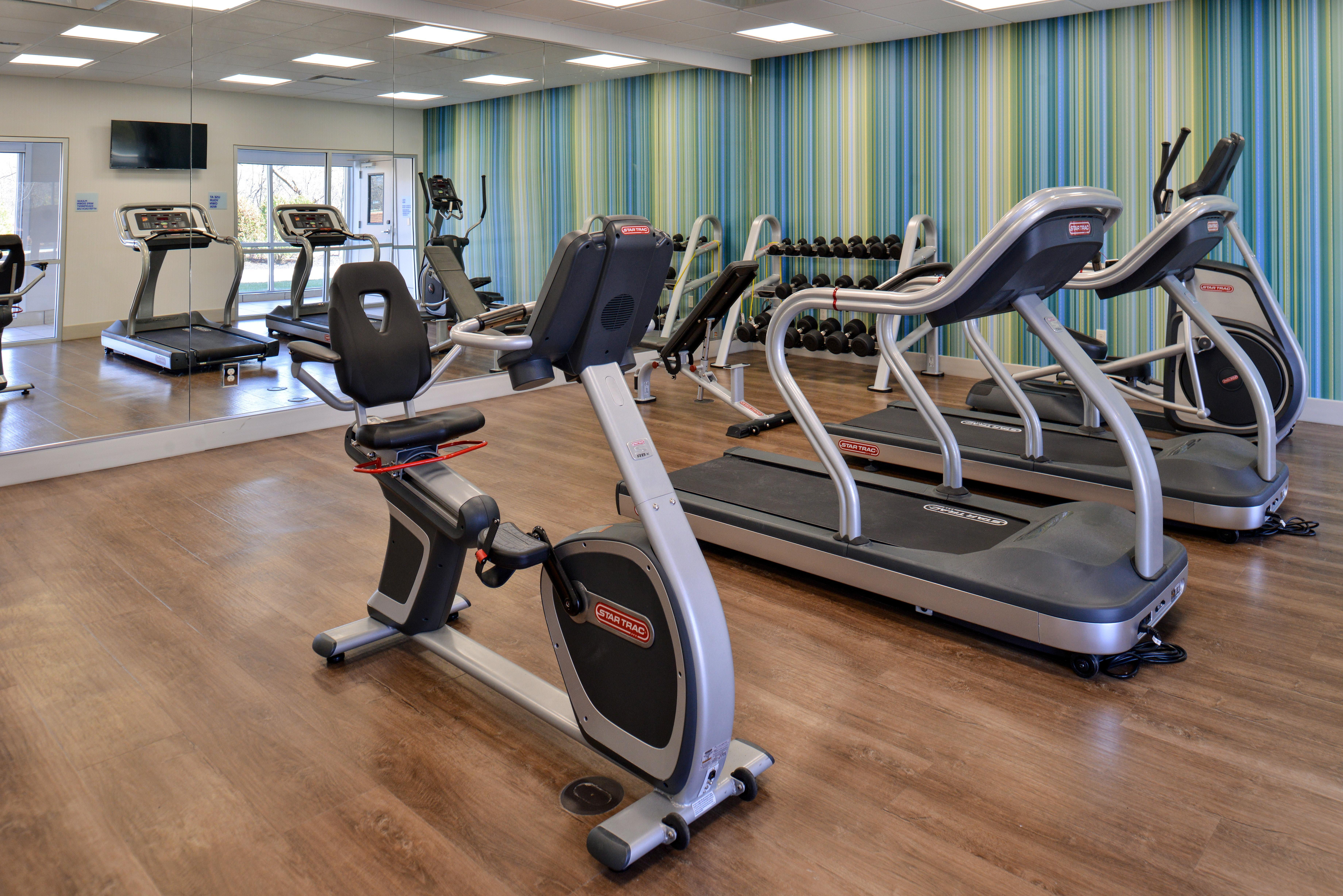 Holiday Inn Express & Suites Farmington Hills - Detroit By Ihg Zewnętrze zdjęcie