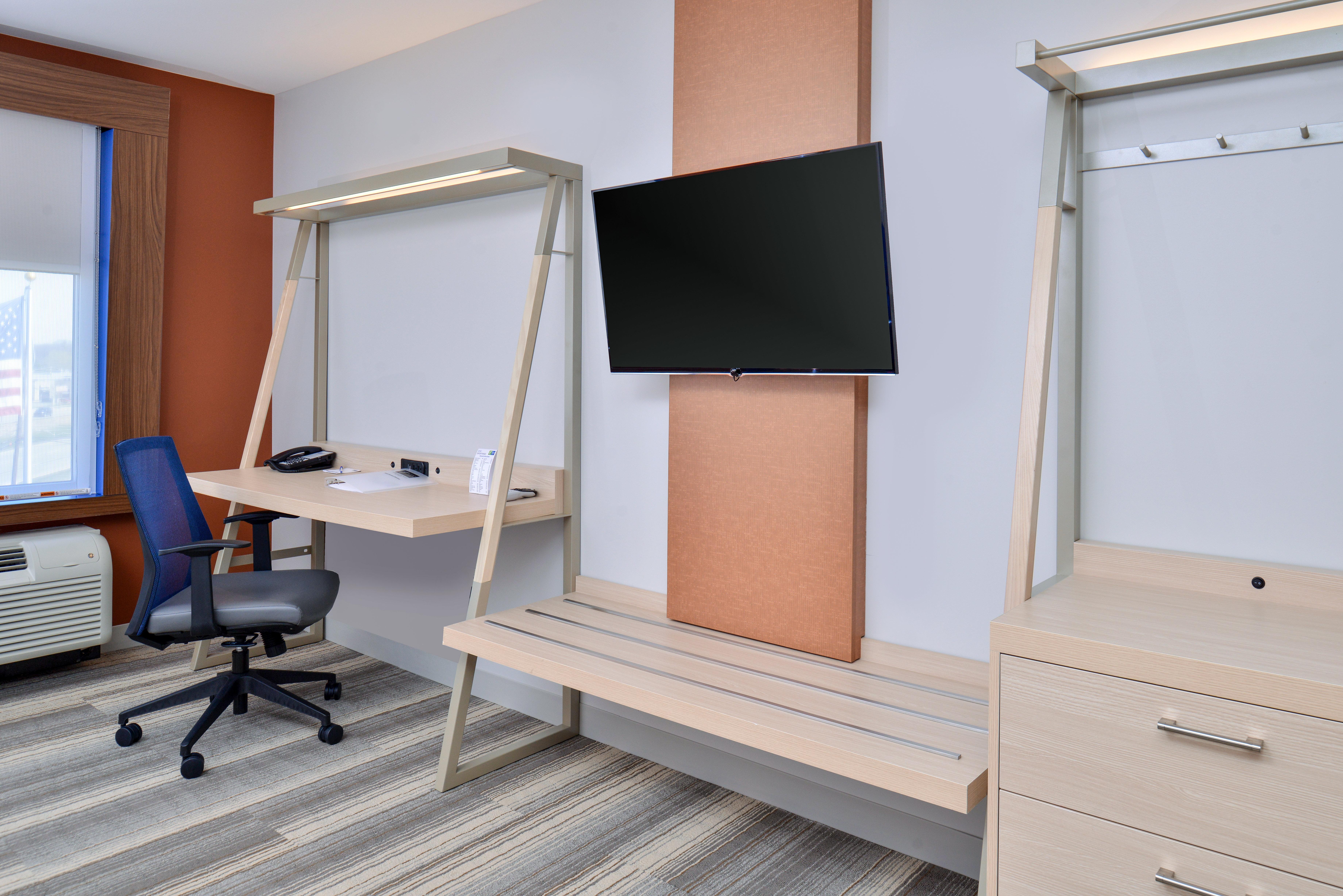 Holiday Inn Express & Suites Farmington Hills - Detroit By Ihg Zewnętrze zdjęcie